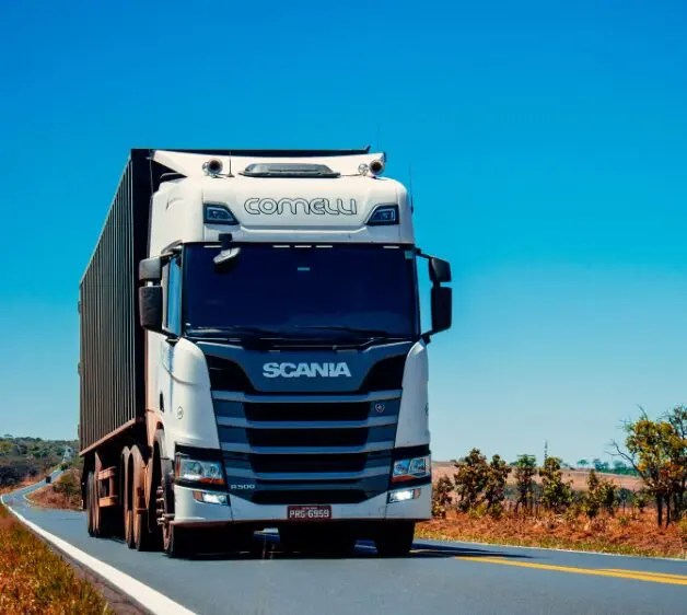 cross-border model biznesowy cross border cieżarówka wioząca towar zagranicę